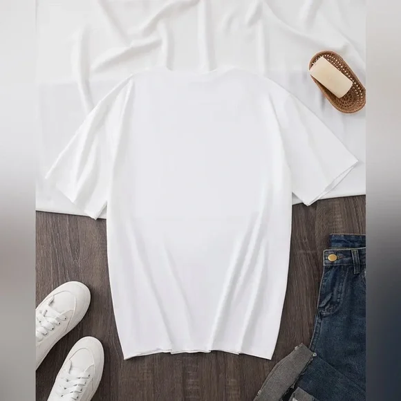 Unbranded - New in Bag - XL & XXL - White Graphic Tee with Cartoon Chick design - Picture 2 of 6